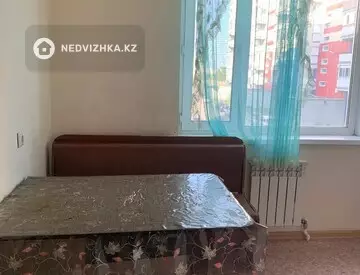2-комнатная квартира, этаж 2 из 9, 63 м², на длительный срок