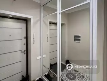 2-комнатная квартира, этаж 14 из 19, 84 м²