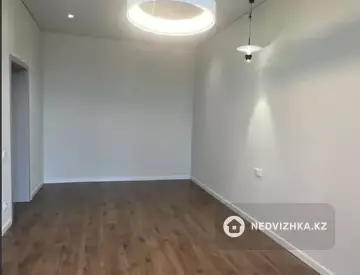 2-комнатная квартира, этаж 9 из 9, 62 м²