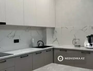2-комнатная квартира, этаж 3 из 9, 53 м²
