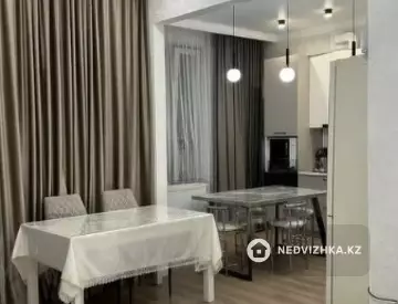 2-комнатная квартира, этаж 3 из 9, 53 м²