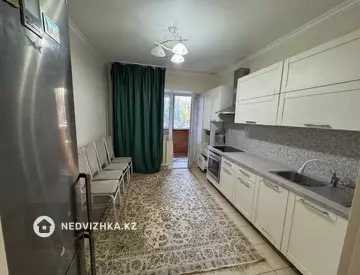 3-комнатная квартира, этаж 1 из 9, 90 м²