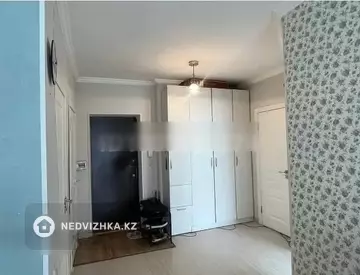 2-комнатная квартира, этаж 4 из 9, 48 м²