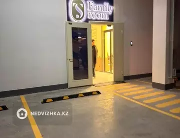 2-комнатная квартира, этаж 3 из 6, 64 м²