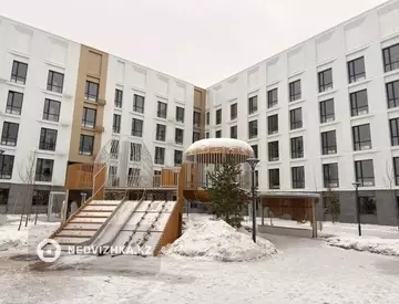 2-комнатная квартира, этаж 3 из 6, 64 м²