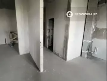 3-комнатная квартира, этаж 6 из 19, 100 м²