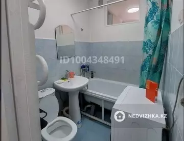 2-комнатная квартира, этаж 3 из 5, 42 м²