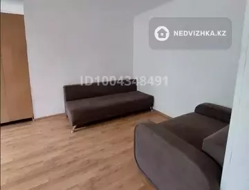 2-комнатная квартира, этаж 3 из 5, 42 м²