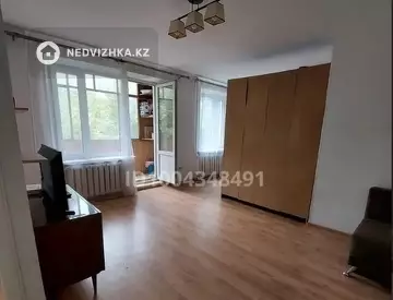 2-комнатная квартира, этаж 3 из 5, 42 м²