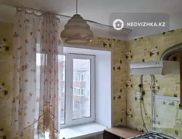 1-комнатная квартира, этаж 4 из 4, 36 м²