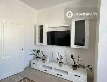 2-комнатная квартира, этаж 10 из 12, 57 м²
