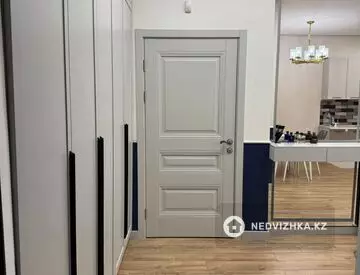 3-комнатная квартира, этаж 10 из 14, 123 м²