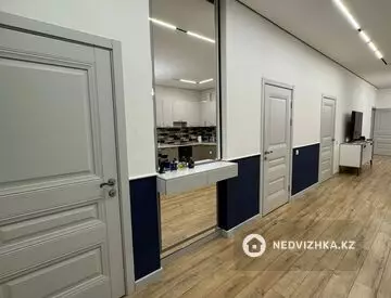 3-комнатная квартира, этаж 10 из 14, 123 м²