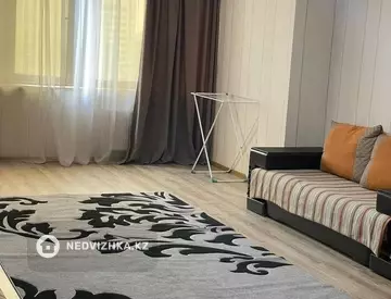 2-комнатная квартира, этаж 9 из 20, 77 м²