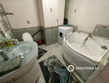 2-комнатная квартира, этаж 9 из 20, 77 м²