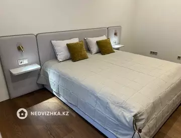 2-комнатная квартира, этаж 5 из 22, 82 м²