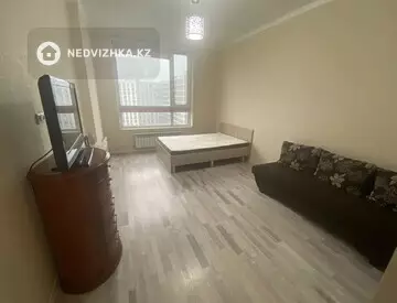 1-комнатная квартира, этаж 9 из 12, 40 м²