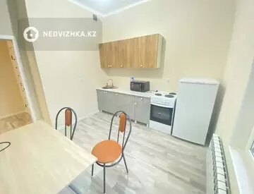 1-комнатная квартира, этаж 9 из 12, 40 м²
