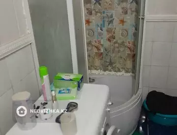 2-комнатная квартира, этаж 8 из 9, 65 м², на длительный срок