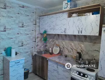 2-комнатная квартира, этаж 8 из 9, 65 м², на длительный срок