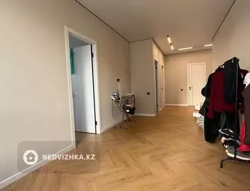 3-комнатная квартира, этаж 7 из 9, 70 м²