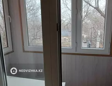 1-комнатная квартира, этаж 3 из 3, 32 м², на длительный срок