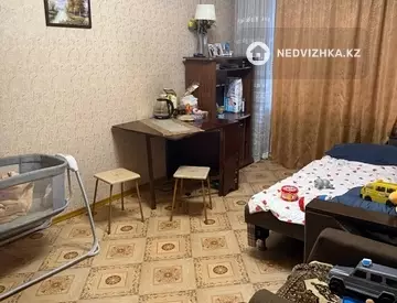 1-комнатная квартира, этаж 3 из 5, 33 м²