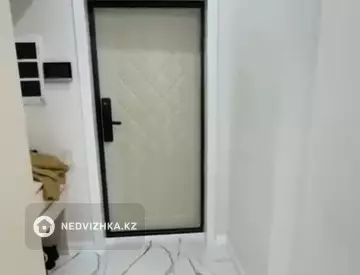 3-комнатная квартира, этаж 9 из 12, 102 м²