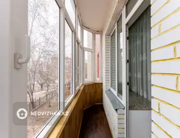 4-комнатная квартира, этаж 2 из 5, 140 м²