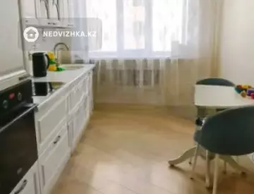 2-комнатная квартира, этаж 10 из 15, 61 м²