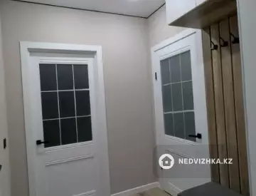 2-комнатная квартира, этаж 2 из 5, 34 м²