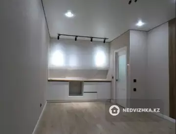 2-комнатная квартира, этаж 2 из 5, 34 м²