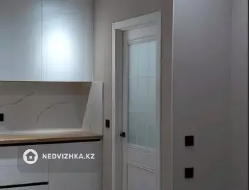 2-комнатная квартира, этаж 2 из 5, 34 м²