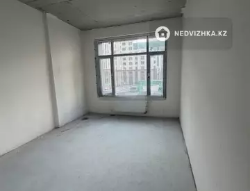 3-комнатная квартира, этаж 3 из 12, 102 м²