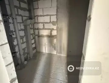 3-комнатная квартира, этаж 3 из 12, 102 м²