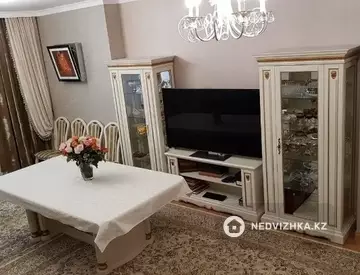 3-комнатная квартира, этаж 4 из 18, 130 м²