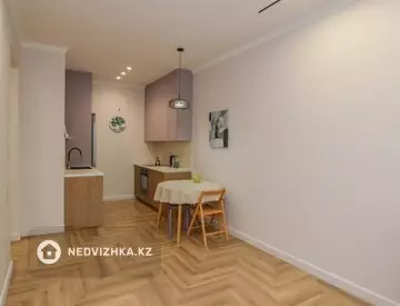 2-комнатная квартира, этаж 8 из 3, 48 м²