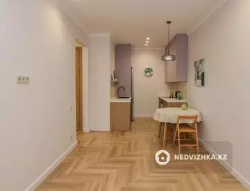 2-комнатная квартира, этаж 8 из 3, 48 м²