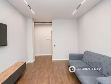 1-комнатная квартира, этаж 9 из 9, 40 м²