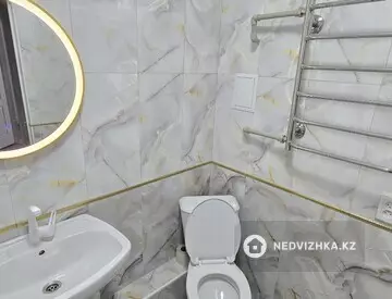 1-комнатная квартира, этаж 8 из 10, 49 м²