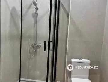 1-комнатная квартира, этаж 5 из 9, 38 м²