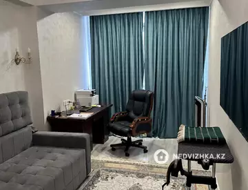 1-комнатная квартира, этаж 10 из 10, 45 м²