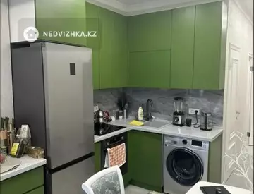 1-комнатная квартира, этаж 10 из 10, 45 м²