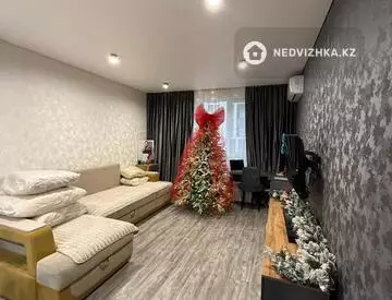 2-комнатная квартира, этаж 10 из 13, 45 м²
