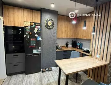 2-комнатная квартира, этаж 10 из 13, 45 м²