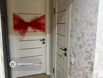 2-комнатная квартира, этаж 10 из 13, 45 м²