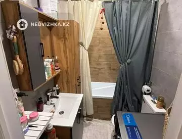 2-комнатная квартира, этаж 10 из 13, 45 м²