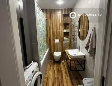 2-комнатная квартира, этаж 13 из 13, 55 м²