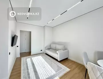 3-комнатная квартира, этаж 8 из 22, 70 м²