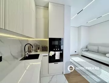 3-комнатная квартира, этаж 8 из 22, 70 м²